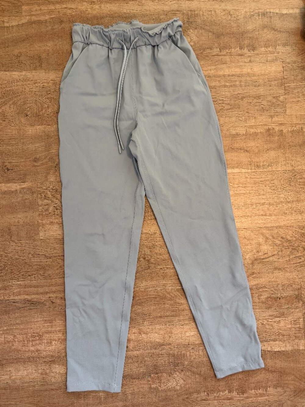 Lululemon Stretch High Rise 7/8 Length Pant 25" - Rhino Grey - Size 2